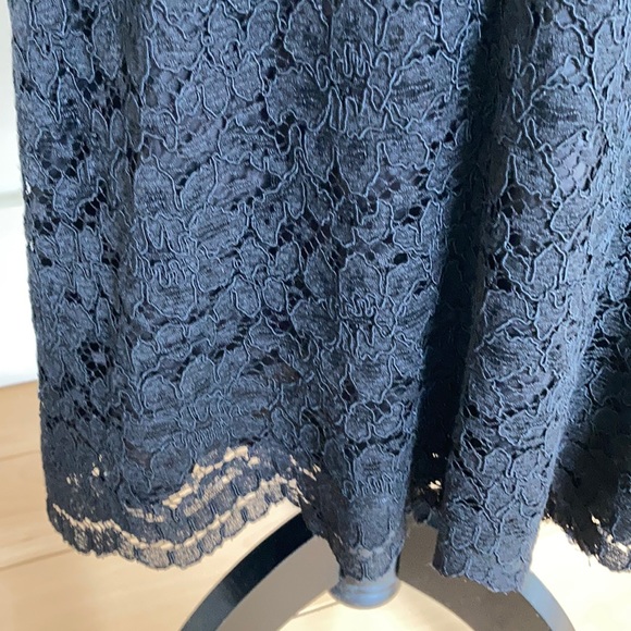 Blk formal  dress - Picture 5 of 9